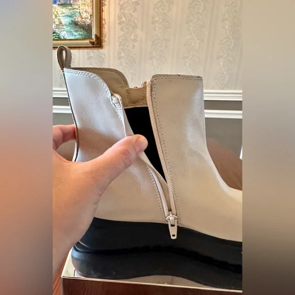 NWOT!🤩NATURALIZER!❄️Flat form/Ankle Boot/TALISE/Porcelain/Leather Zip/size-8.5 - Picture 13 of 16